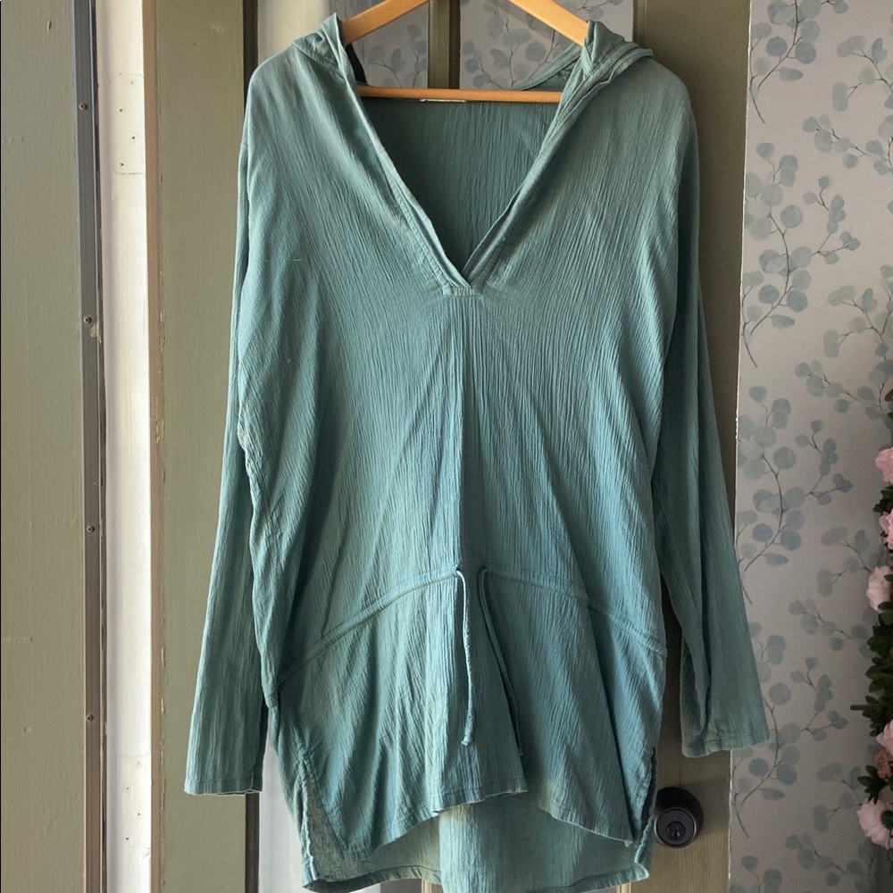 Allen Allen Gauze Hooded Tunic Top in Army Green Size Large